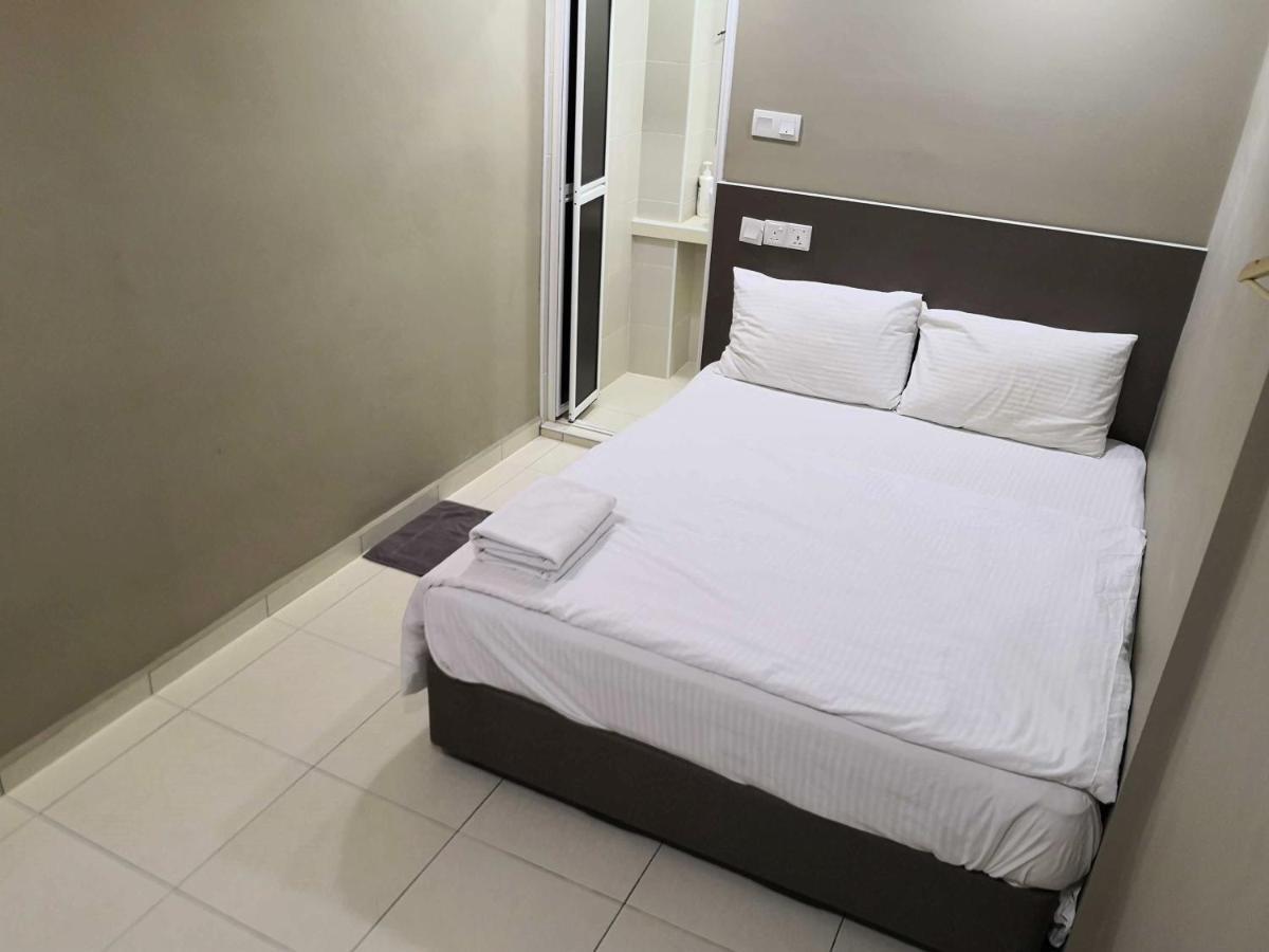 Tropika Garden Hotel Kulai Johor Bahru Esterno foto